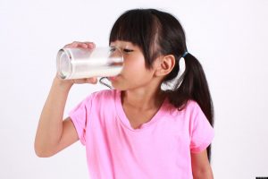 Pentingnya Cairan Bagi Anak