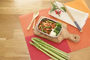 Sering Makan di atas Jam 8 Malam, Apa Dampak Buruknya?