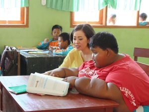 Perangi Obesitas Sejak Dini, LightHOUSE Indonesia Dukung Arya Permana Menurunkan Berat Badan
